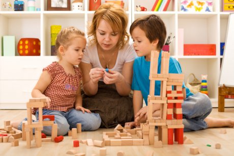 Metoda Montessori: 10 jocuri si activitati pentru copilul tau