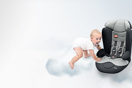 Concurs: castiga un scaun auto de la Bebe Concept 