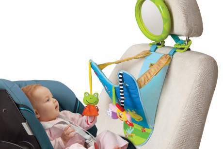 5 idei de jucarii pentru bebe cand calatoriti cu masina