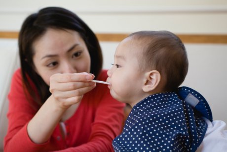 Primul aliment in diversificare, ales de mamele din alte tari