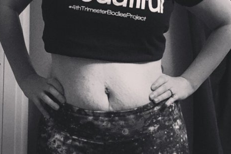 Noul trend pe Instagram: Mamicile isi arata mandre cicatricile postpartum