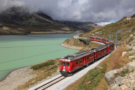 Top 15 cele mai frumoase calatorii cu trenul din lume