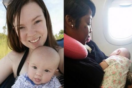 Iata cum trebuie sa se comporte oamenii in avion cu o mama cu un bebelus 
