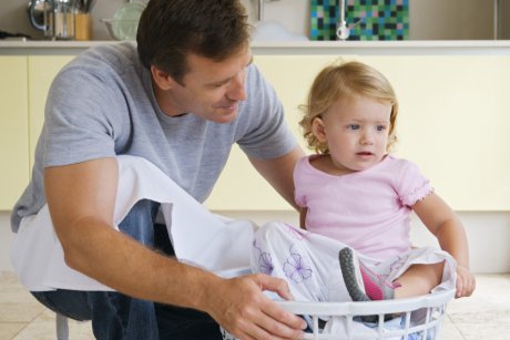 Rolul tatalui: 8 lucruri pe care tatal bebelusului trebuie sa le faca