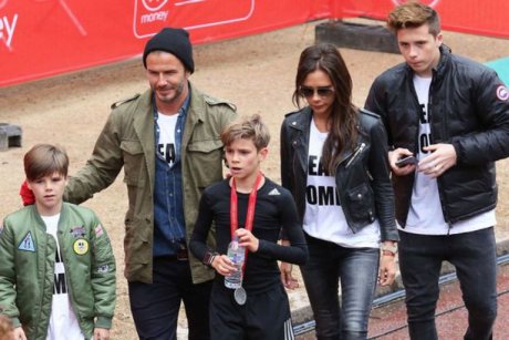 David Beckham: “Trebuie sa fii la curent cu ce fac copiii tai pe retelele de socializare!”