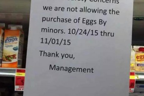 Un supermarket din Pennsylvania nu vinde oua minorilor in saptamana Halloween-ului