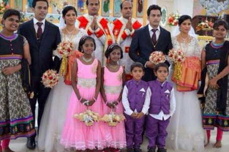 Nunta de gemeni in India: preoti gemeni au cununat frati gemeni cu surori gemene