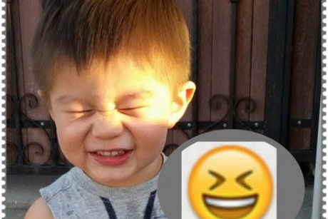 Cand emoticoanele prind viata: bebelusi ce seamana izbitor cu indragitele semne grafice