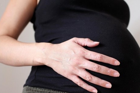 Kilogramele in plus acumulate intre sarcini cresc riscul deceselor infantile