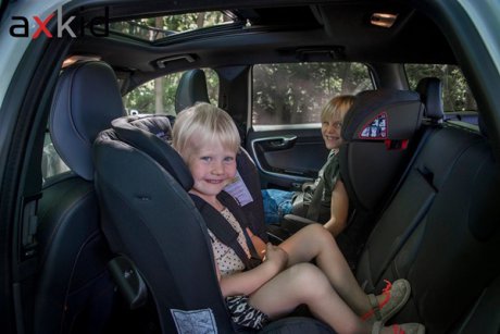 Glare Travel Savvy Testul suedez de siguranta, Plus Test, singurul test cu adevarat sigur in ceea ce priveste scaunul auto pentru copii Glare Travel Savvy Testul suedez de siguranta, Plus Test, singurul test cu adevarat sigur in ceea ce priveste scaunul auto pentru copii