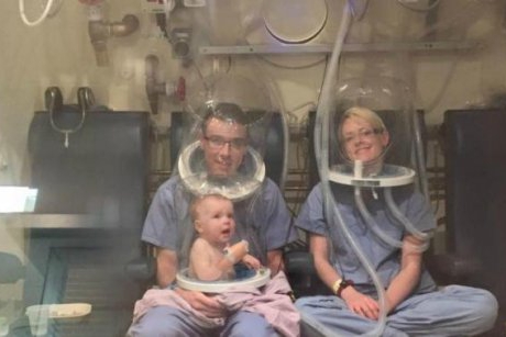 Un bebelus si-a salvat parintii de la intoxicatie cu monoxid de carbon
