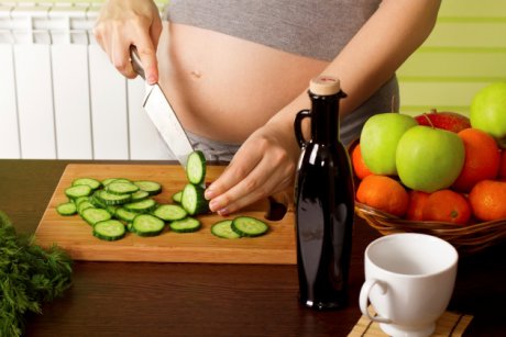 Alimentatia in sarcina: reguli si sfaturi pentru un bebelus sanatos 