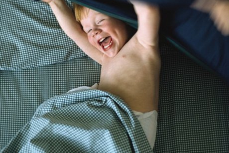 Ce motive amuzante îi dă un copil unei mămici pentru a nu merge la somn