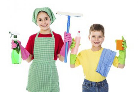 O oră pe zi cu copilul: activități casnice amuzante
