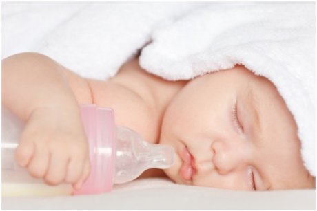 Vitalact Basic Immunity - laptele praf pentru bebeluşi sănătoşi şi puternici