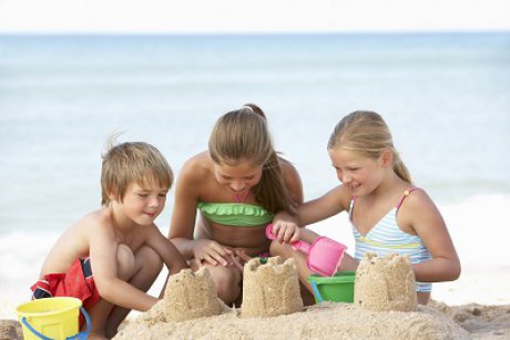 30 de modele de castele de nisip pe care le poți  face alături de copilul tău