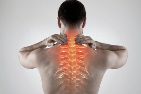 dureri ascuțite de spate când se mișcă durere articulară