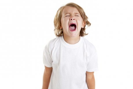 5 moduri prin care poți opri crizele de furie ale copilului