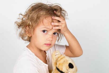 12 semne că al tău copil are deficiență de Calciu