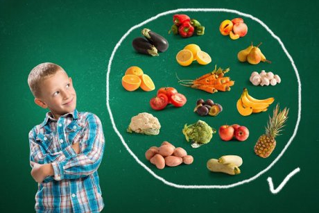 10 alimente pe care copilul tău trebuie să le mănânce în fiecare zi