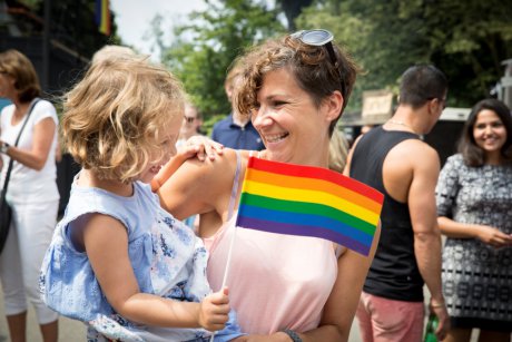 Mămicile la proteste alături de copii: ce spune psihologul, ce spun părinţii 