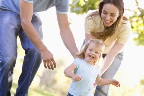 8 moduri simple sa iti intaresti relatia cu copilul tau