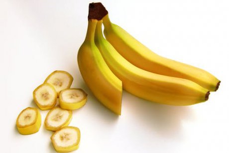 Studiu: dacă mănânci banane înainte de concepție ai șanse mai mari să faci băiat