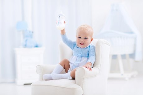 Ce trebuie să conțină laptele copilului după vârsta de 1 an?