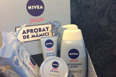 Câștigă unul dintre cele 10 seturi de produse NIVEA Baby! 