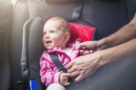 Ghid pe vârste: scaunul auto pentru copii