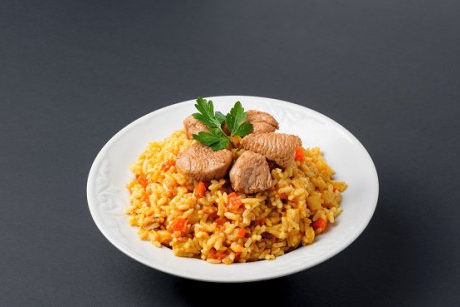 Pilaf cu carne de curcan