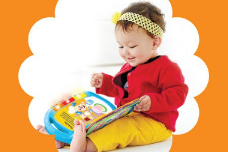 5 jucării inteligente pentru un bebeluș isteț