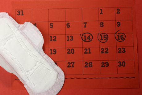 Cum sa vorbesti cu fiica ta despre prima menstruatie