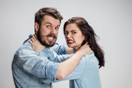 Cum omori comunicarea in cuplu. 5 expresii TOXICE pe care sa NU le spui sotului