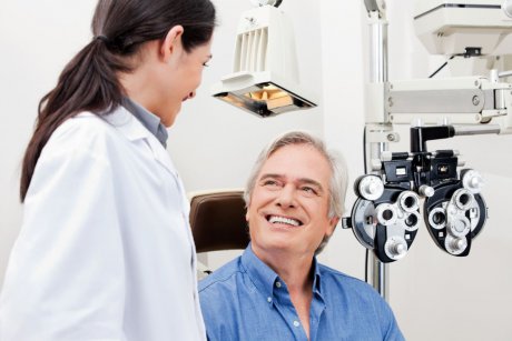 10 întrebări ciudate pe care pacienții le adresează medicului oftalmolog