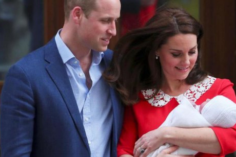 Kate Middleton și Prințul William își creștinează astăzi cel de-al treilea copil! 