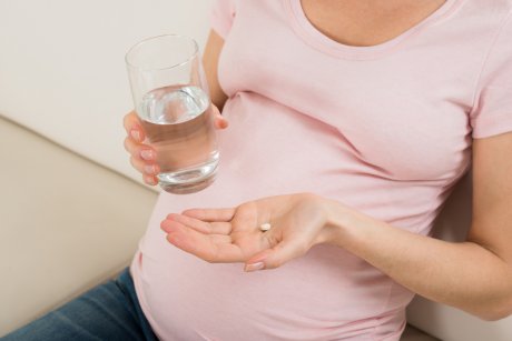 7 studii care te vor convinge că trebuie să iei acid folic în primele săptămâni de sarcină