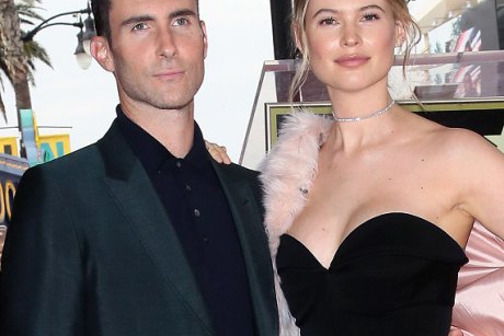 Fotografii rare cu cele două fiice ale lui Adam Levine și Behati Prinsloo