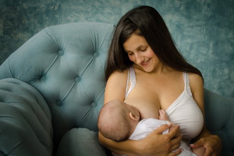 Angorjarea sânilor în alăptare: cauze, simptome, tratament