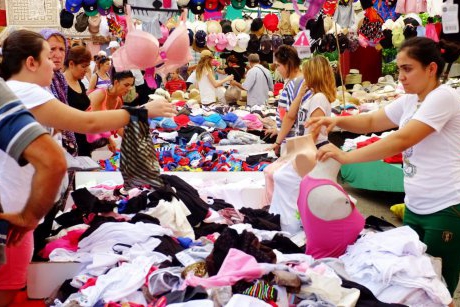 Produsele contrafăcute: detalii prin care să le recunoști de la specialiști