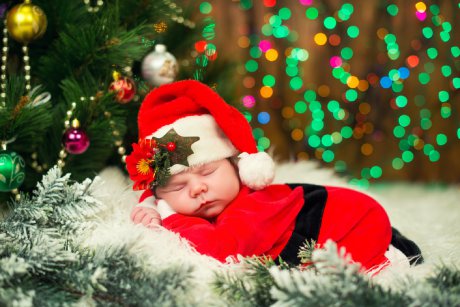 De ce sunt speciali bebelușii născuți în luna decembrie