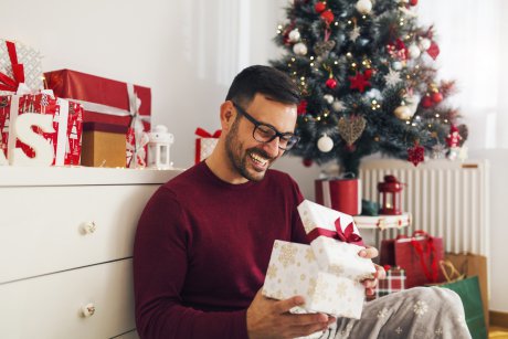 Ce să îi cumperi soțului tău de Crăciun ca să îl faci fericit