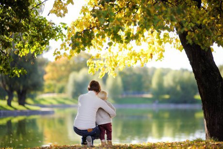 10 sfaturi eficiente pentru o mamă introvertită