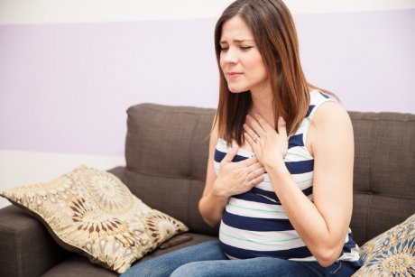 13 remedii naturale pentru aciditatea gastrică din perioada sarcinii