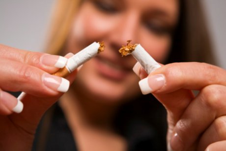 Renuntarea la fumat duce la cresterea in greutate 