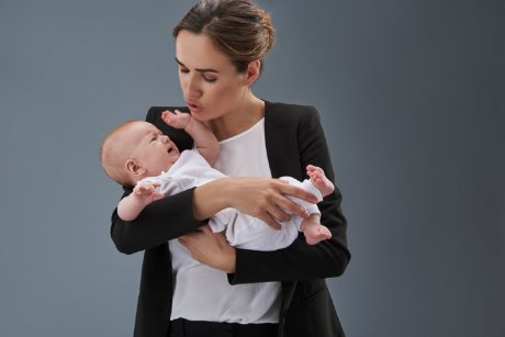 Cele 3 semne care îți confirmă că bebelușul tău are colici