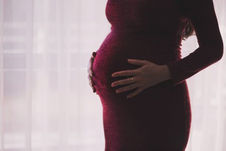 Lentile de contact în sarcină: sfaturi utile și contraindicații