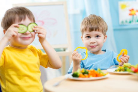 Ce nu trebuie să lipsească din alimentația copilului tău 