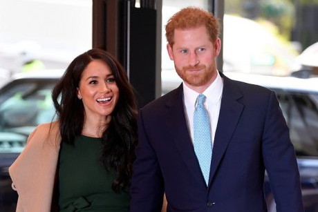 De ce Meghan și Prințul Harry nu vor petrece Crăciunul cu regina. Decizie fără precedent!