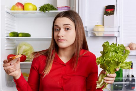 Sfatul nutrițonistului: ce să arunci acum din frigider